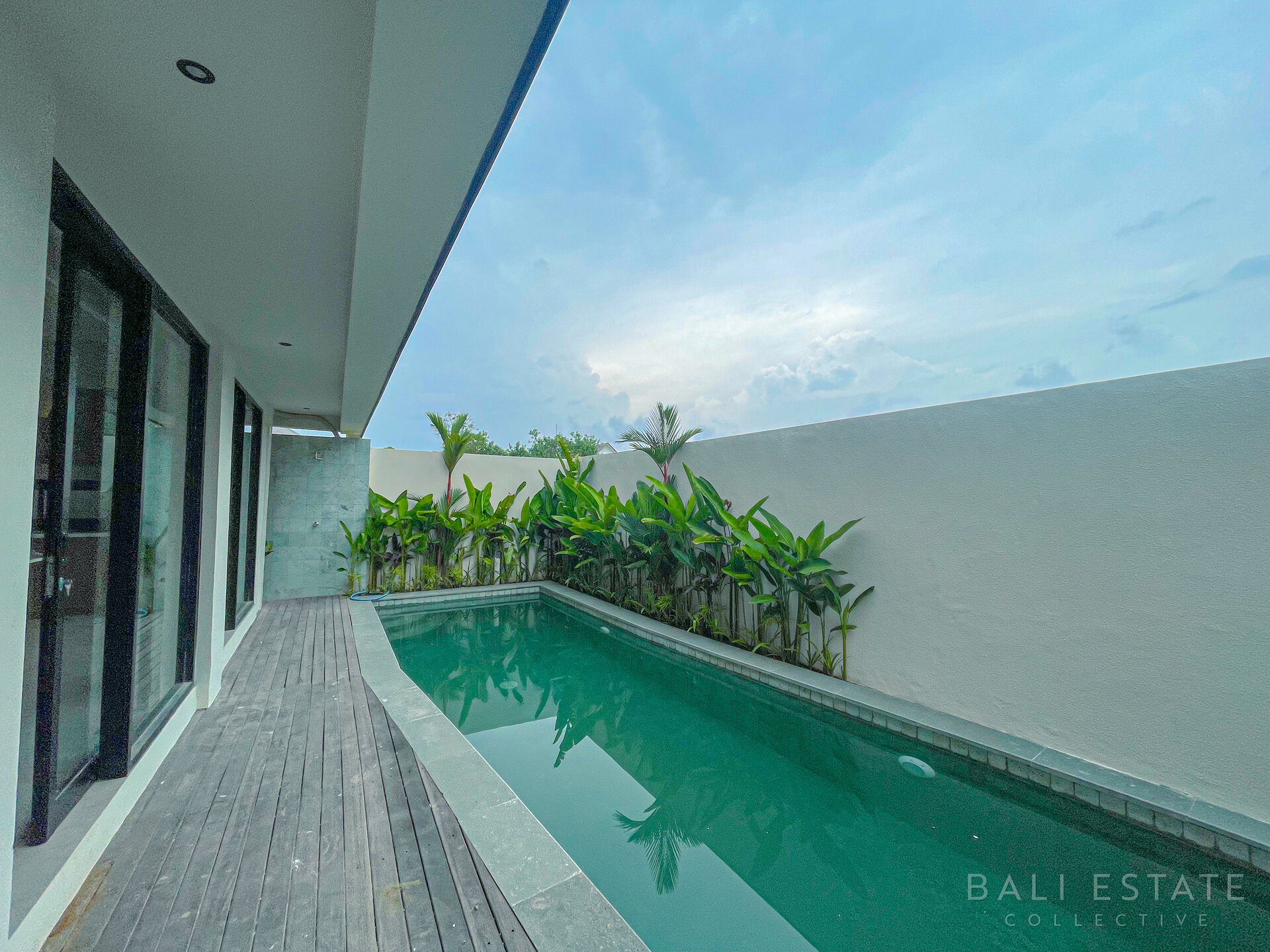 Photo of COZY 2BR VILLA FOR SALE LEASEHOLD - CEMAGI